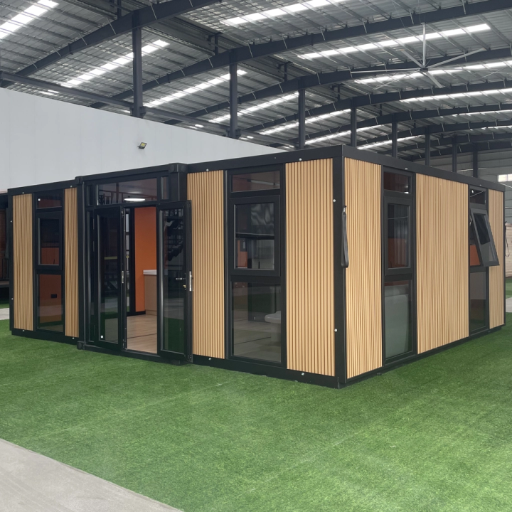 Vertical Stripe Wood Grain Expandable House with Glass Windows